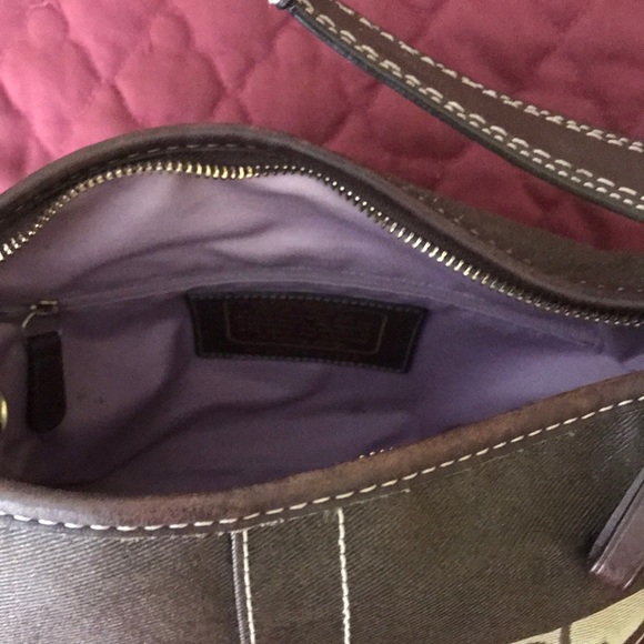 Coach brown purse - Picture 3 of 3